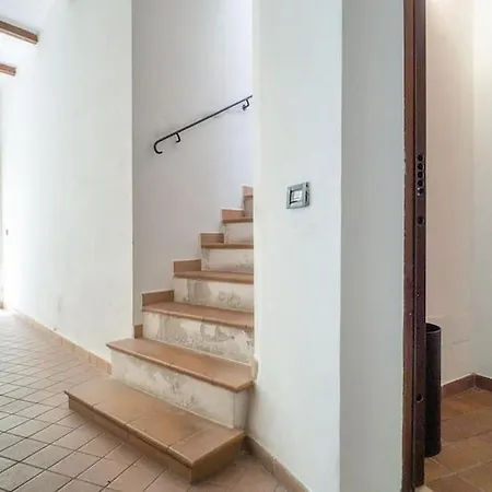 Casa Con Giardino Esclusivo In Piazza Trento Trieste 페라라