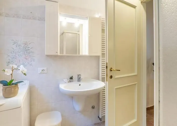 Casa Con Giardino Esclusivo In Piazza Trento Trieste